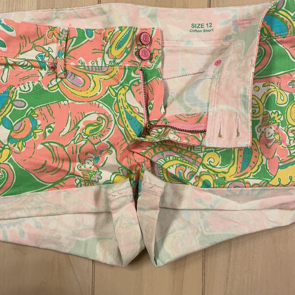 Lilly Pulitzer Clifton short - Picture 5 of 14